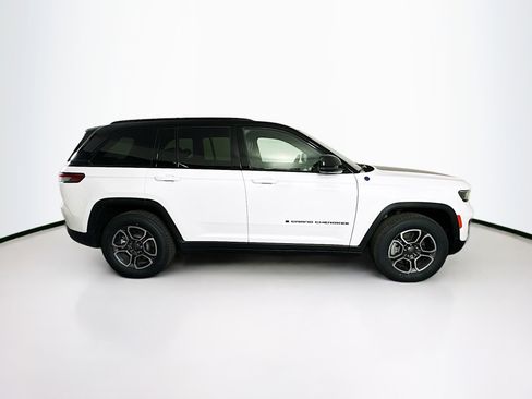 Used 2023 Jeep Grand Cherokee Trailhawk w/ Advanced Protech Group II image 10
