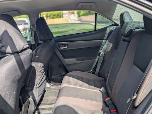 Used 2019 Toyota Corolla LE FWD image 26