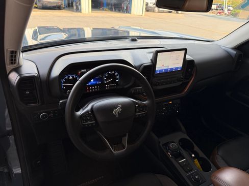 Used 2024 Ford Bronco Sport Outer Banks w/ Tech Package AWD/4WD image 13