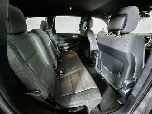 Used 2020 Jeep Grand Cherokee Laredo AWD/4WD image 25