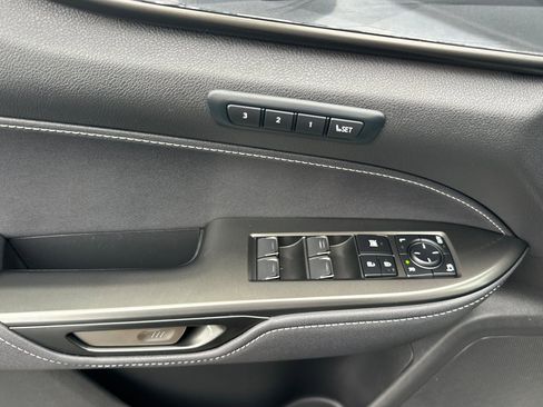 Used 2025 Lexus NX 350h AWD w/ Premium Package image 8