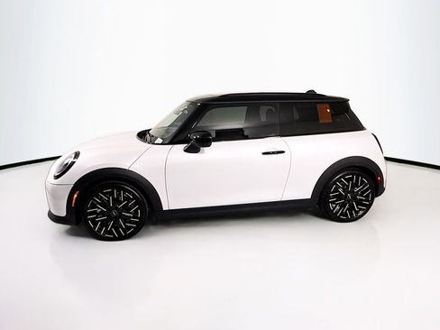 New 2026 MINI Cooper 2-Door Hardtop image 8