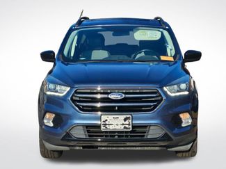 Used 2018 Ford Escape SE w/ SE Sport Appearance Package video 2