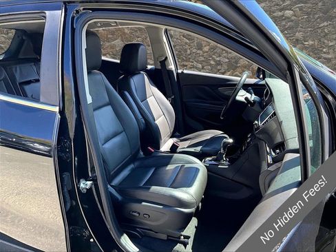 Used 2019 Buick Encore Essence w/ Safety Package II AWD/4WD image 6
