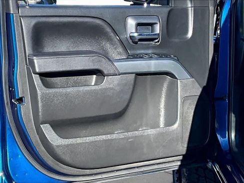 Used 2018 Chevrolet Silverado 1500 LT w/ All Star Edition AWD/4WD image 21
