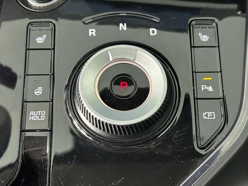 Used 2024 Kia Niro Wind w/ Wind Preserve Package FWD image 22