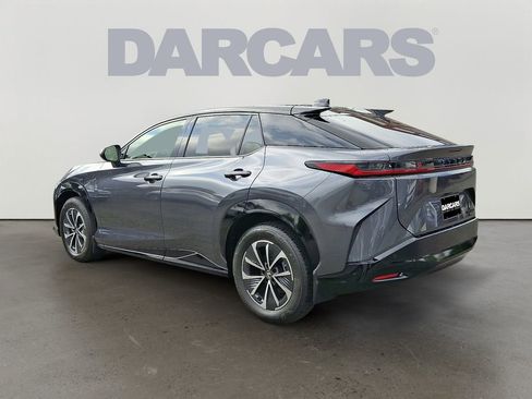 Used 2025 Lexus RZ 450e image 6