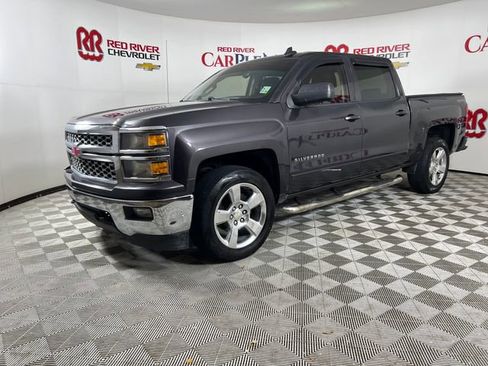 Used 2015 Chevrolet Silverado 1500 LT w/ LT Convenience Package AWD/4WD image 3