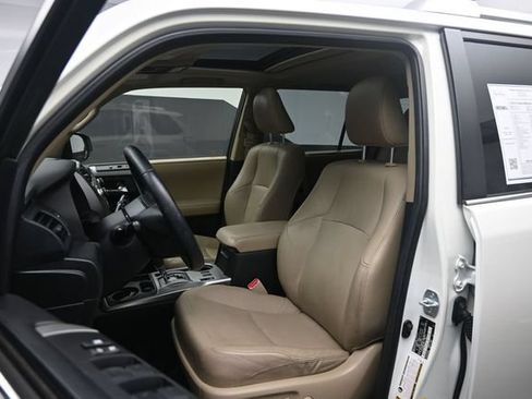 Used 2014 Toyota 4Runner Limited RWD image 16