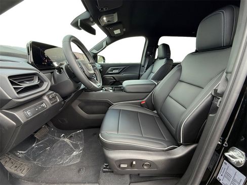 New 2026 Chevrolet Silverado EV LT image 9