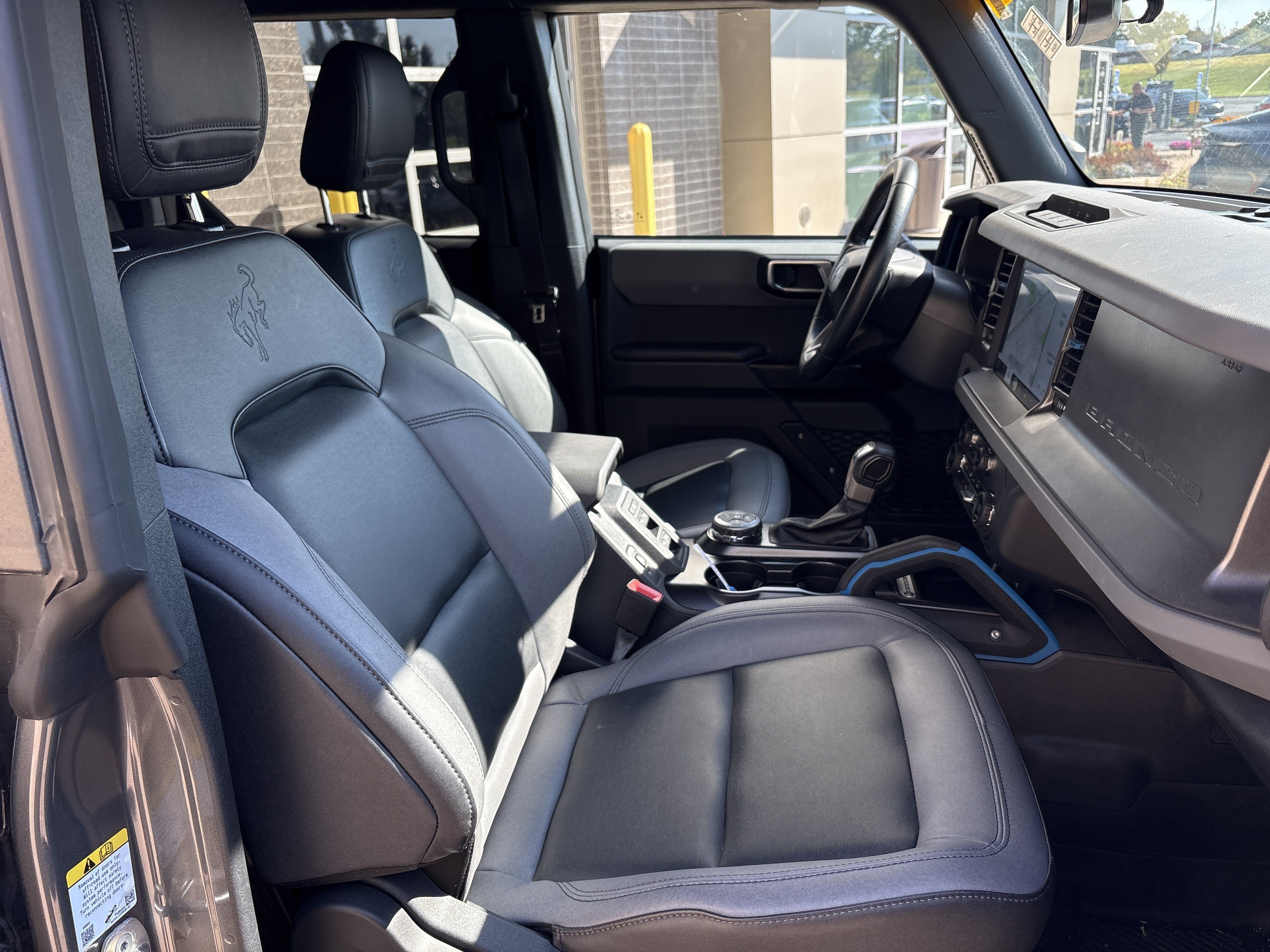 Used 2024 Ford Bronco Black Diamond AWD/4WD image 32