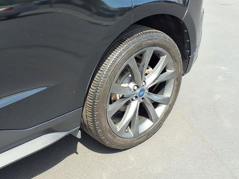 Used 2016 Ford Edge Sport w/ Equipment Group 401A AWD/4WD image 30