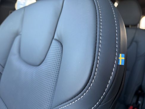 Used 2024 Volvo XC90 T8 Ultimate w/ Protection Package Premier image 83