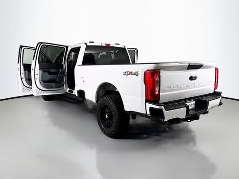 Used 2023 Ford F350 XLT image 25