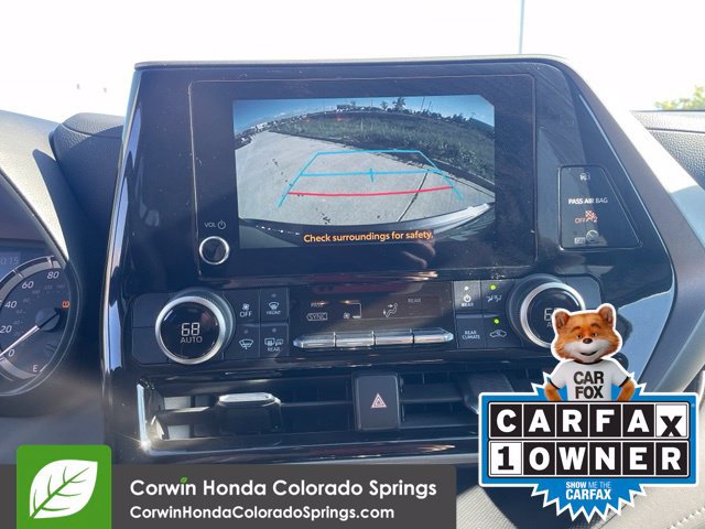 Used 2023 Toyota Highlander LE FWD image 23