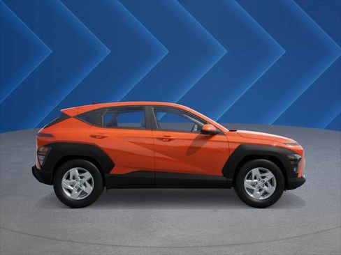 New 2026 Hyundai Kona SE image 7