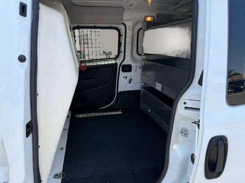 Used 2020 RAM ProMaster City Tradesman SLT w/ Window Group 05 FWD image 15