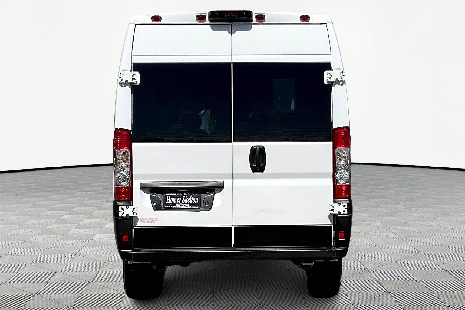 Used 2023 RAM ProMaster 2500 FWD image 4