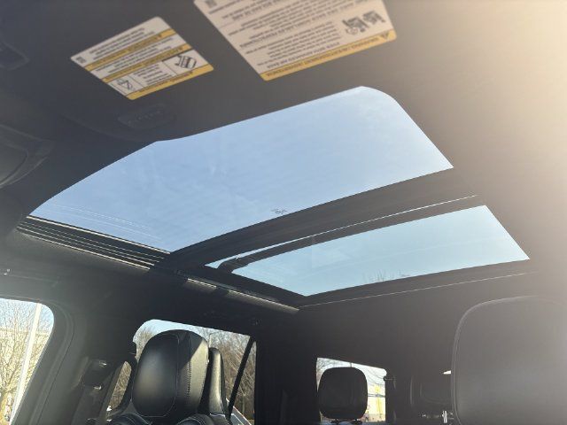 Used 2023 Lincoln Navigator L Reserve AWD/4WD image 24