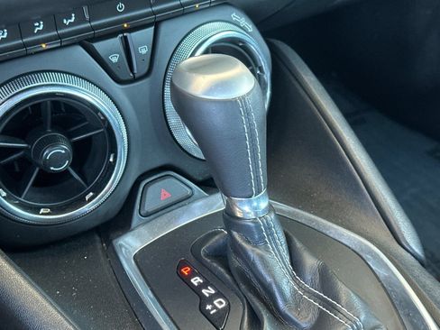 Used 2017 Chevrolet Camaro LT RWD image 20
