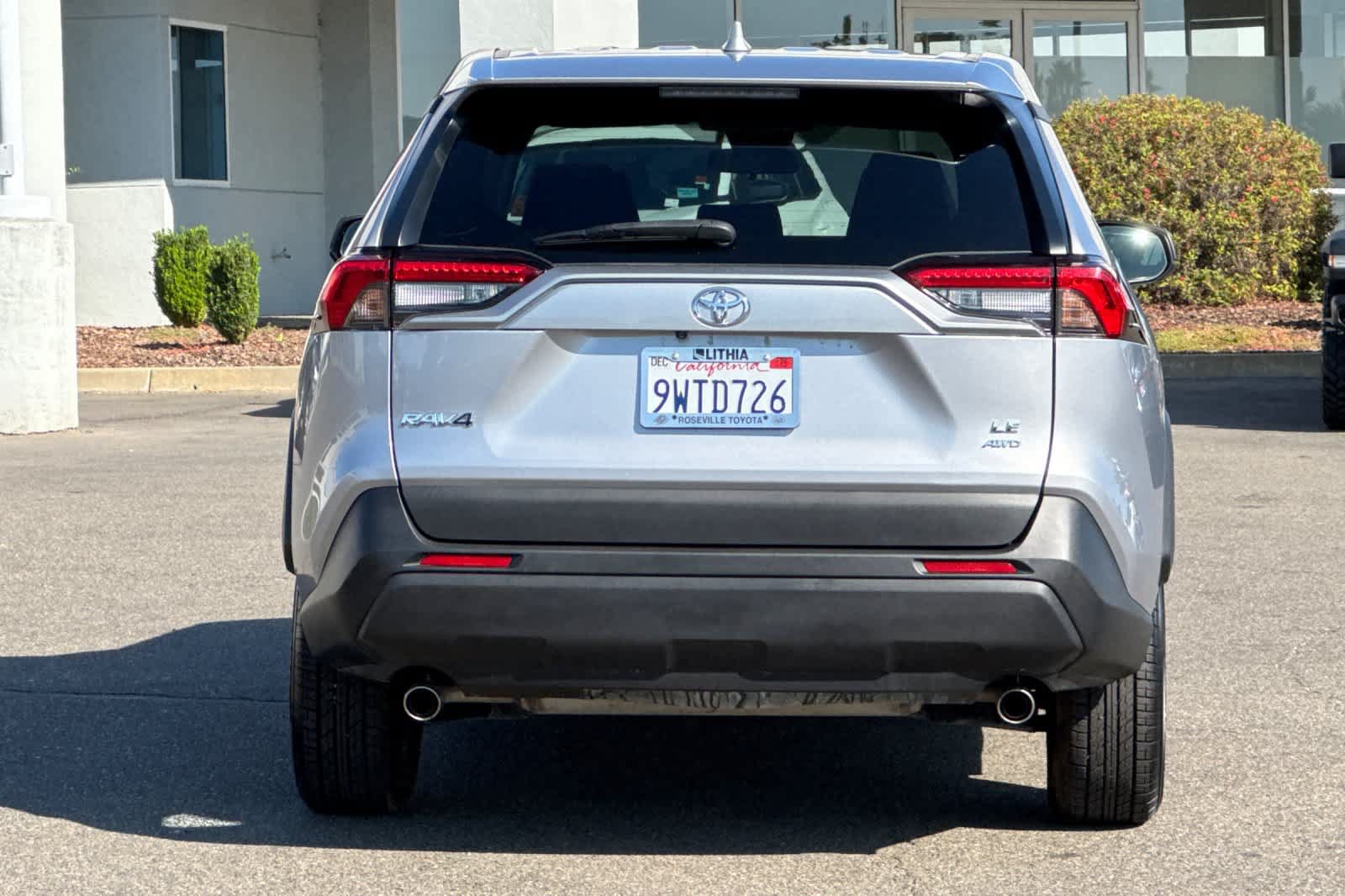Certified 2024 Toyota RAV4 LE AWD/4WD image 8