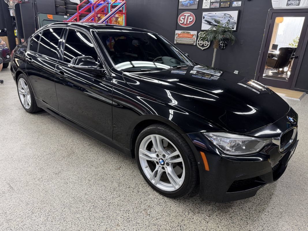 Used 2013 BMW 335i xDrive Sedan AWD/4WD image 7