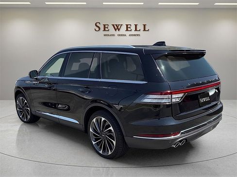 New 2025 Lincoln Aviator Reserve w/ Equipment Group 201A image 3