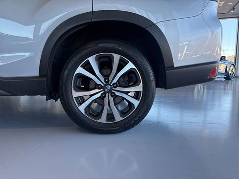 Used 2023 Subaru Forester Limited image 18