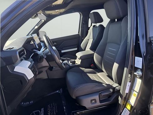 Used 2024 Toyota Tacoma TRD Off-Road image 14