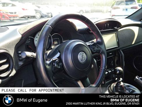 Used 2019 Toyota 86 RWD image 21