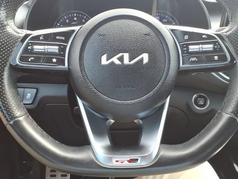 Used 2023 Kia Forte GT-Line w/ GT-Line Premium Package FWD image 31