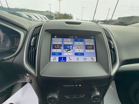 Used 2019 Ford Edge SEL w/ Equipment Group 201A AWD/4WD image 17