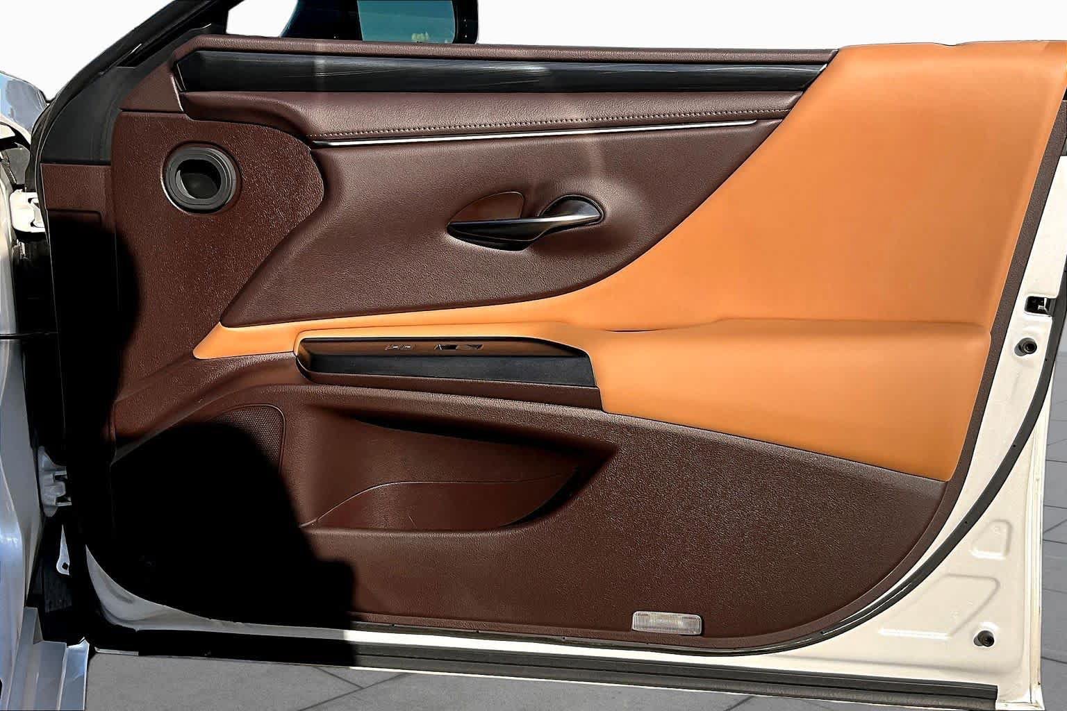 Used 2020 Lexus ES 350 w/ Accessory Package 2 FWD image 21