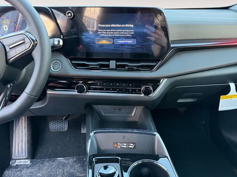 New 2026 Chevrolet Equinox RS image 11