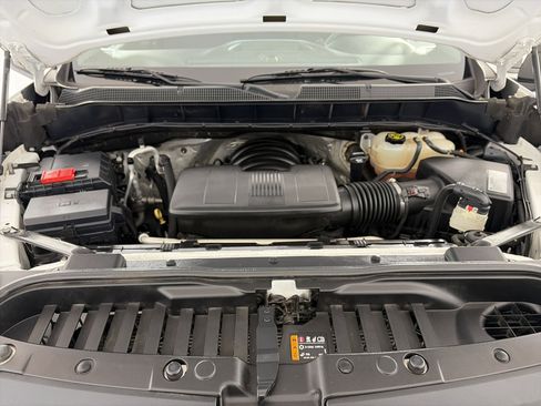 Used 2019 Chevrolet Silverado 1500 Custom Trail Boss w/ Custom Convenience Package image 11