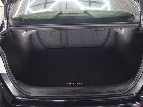 Used 2022 Nissan Altima 2.5 SR w/ Midnight Edition Package FWD image 15