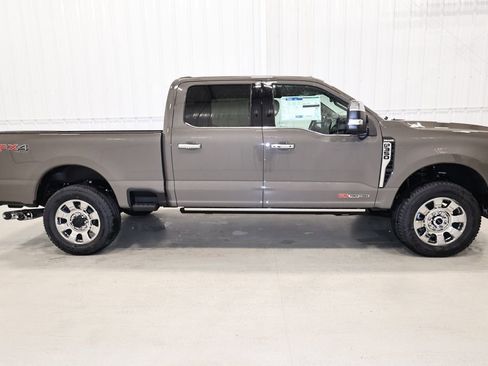 New 2026 Ford F350 King Ranch w/ Chrome Package AWD/4WD image 2