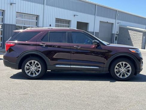 Used 2023 Ford Explorer Limited w/ Limited Technology Package AWD/4WD image 41