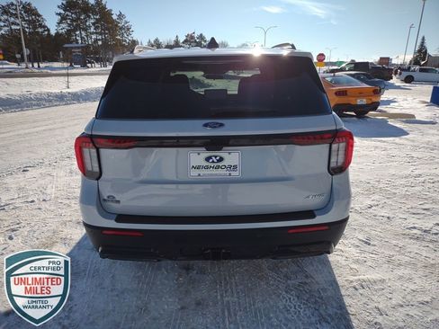 New 2026 Ford Explorer ST-Line image 4