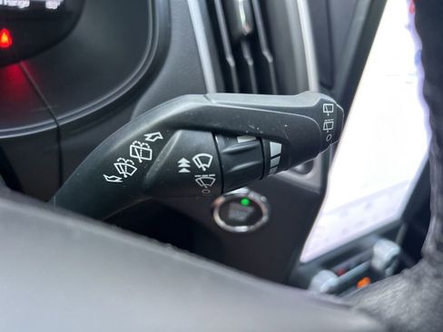 Used 2023 Ford Edge SEL w/ Sport Appearance Package image 23