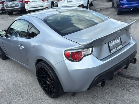 Used 2016 Subaru BRZ Limited w/ Popular Package #3 image 6