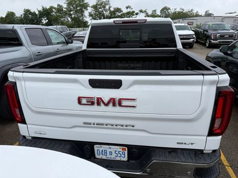 Used 2020 GMC Sierra 1500 SLT w/ SLT Premium Plus Package AWD/4WD image 3