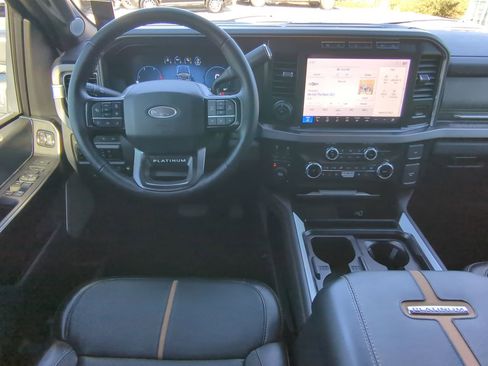 Used 2023 Ford F450 Platinum w/ FX4 Off-Road Package image 14