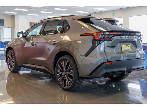 New 2026 Subaru Solterra image 5