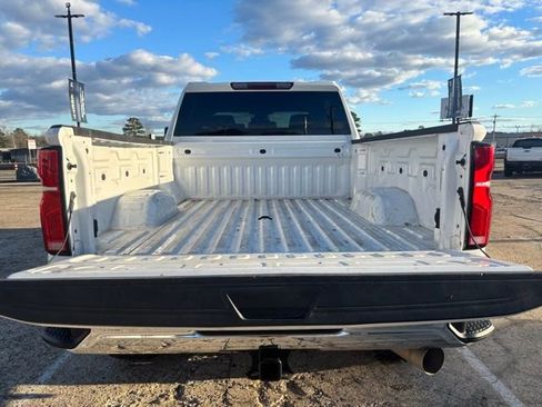 Used 2024 Chevrolet Silverado 2500 LTZ image 19