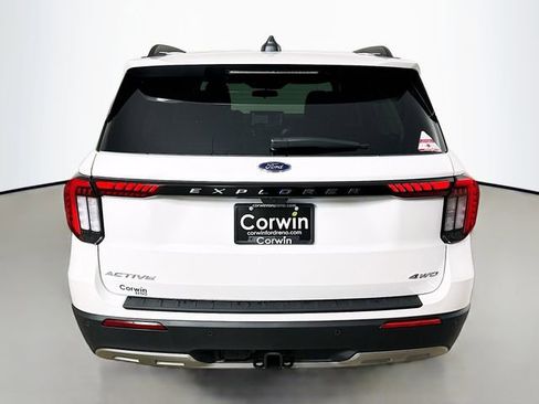 New 2026 Ford Explorer Active w/ Active Comfort Package image 6