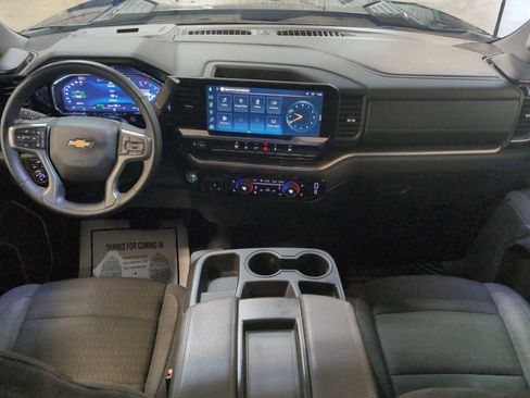 Used 2025 Chevrolet Silverado 2500 LT w/ Convenience Package image 20