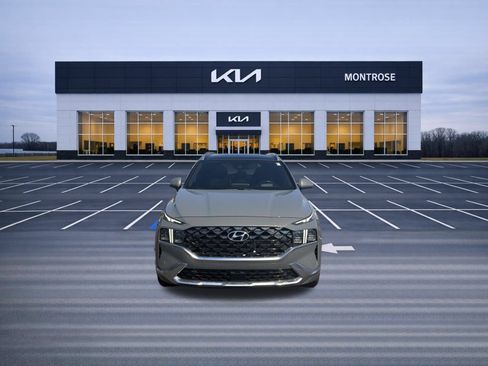 Used 2022 Hyundai Santa Fe Calligraphy FWD image 2