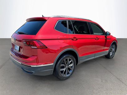 Used 2023 Volkswagen Tiguan SE w/ Panoramic Sunroof Package