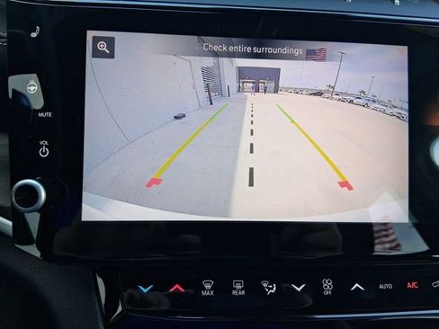 New 2026 Jeep Grand Cherokee Altitude RWD image 17